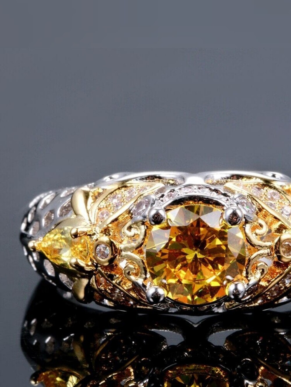 Elegant Yellow Citrine Silver Bee Ring